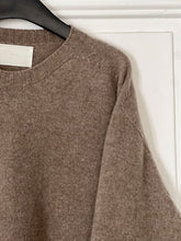 Load image into Gallery viewer, Marron Knit Pullover
